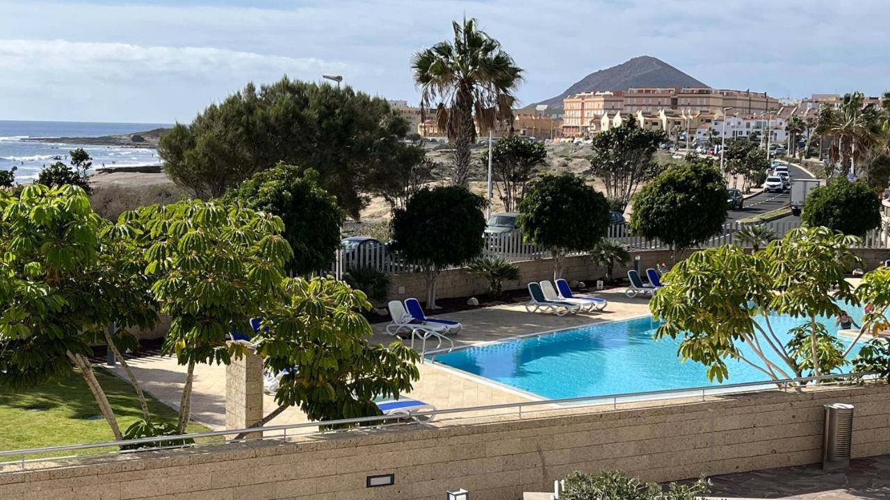 Los Martines Beachfront Ocean View Эль-Медано Экстерьер фото